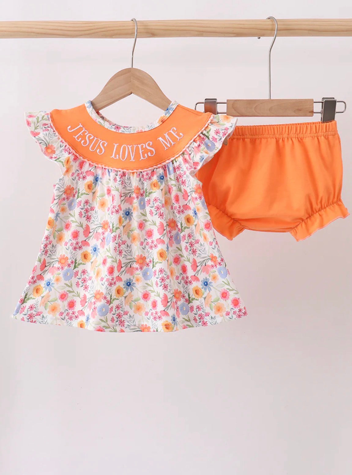 Jesus Loves Me Floral Bloomer Set