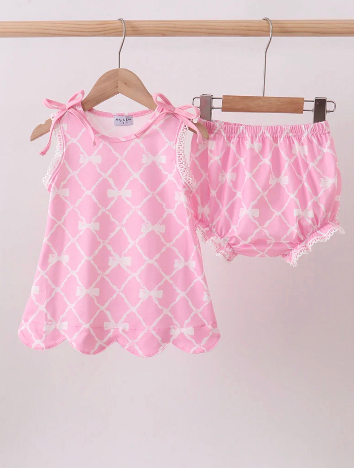 Sweet Bows Scallop Bloomer Set