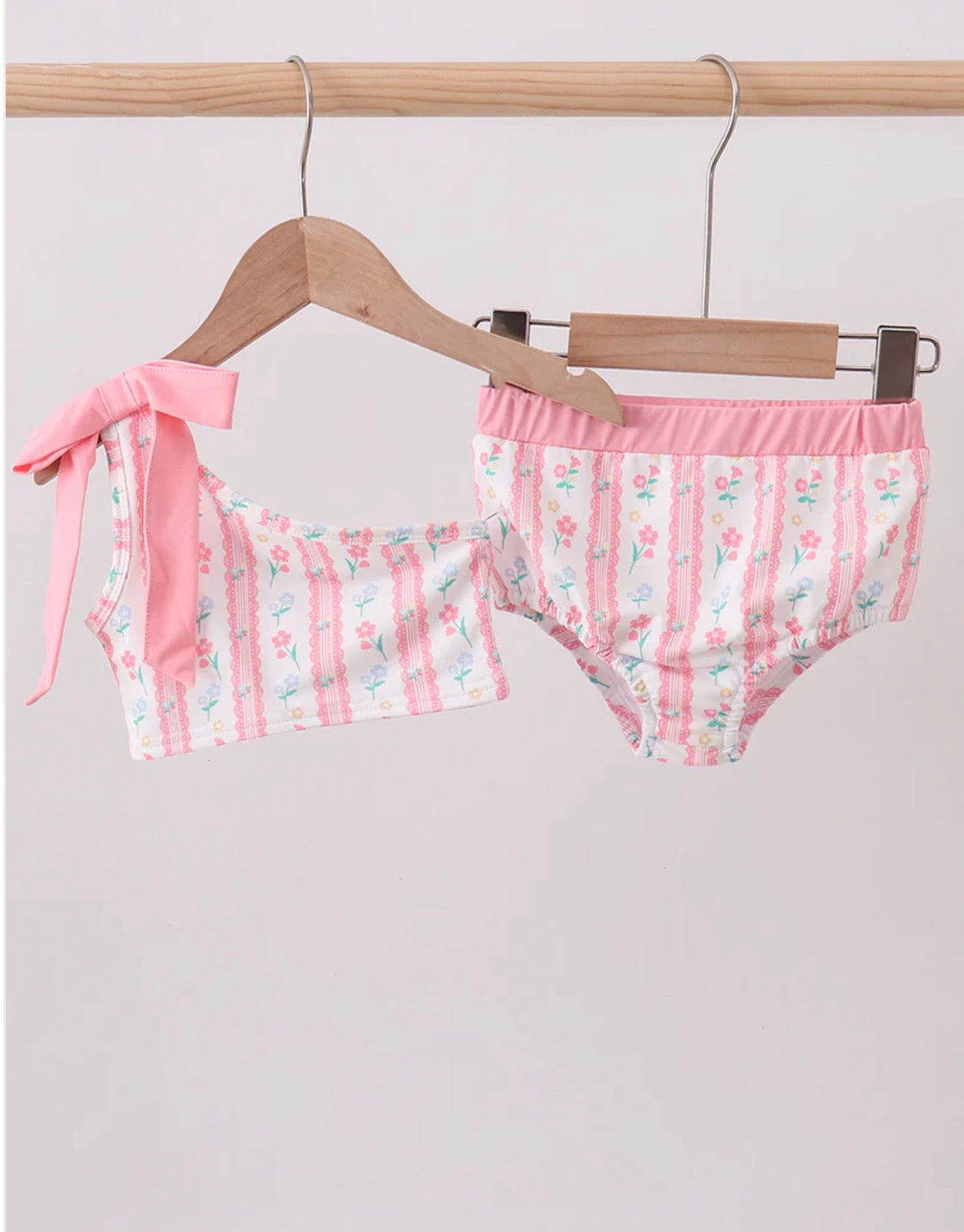 Garden Party One-Shoulder Swim Set